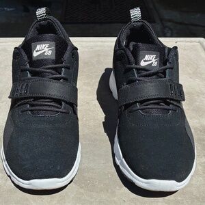 Nike Trainerendor L